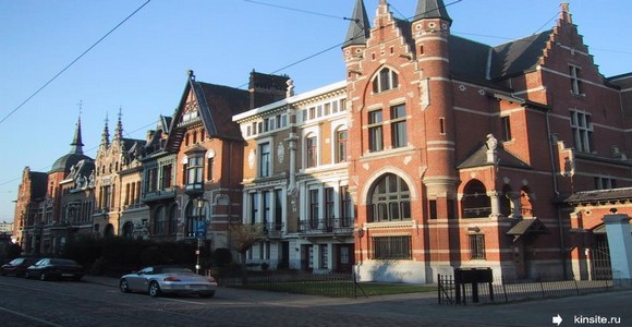 Антве́рпен — город во Фламандском регионе Бельгии