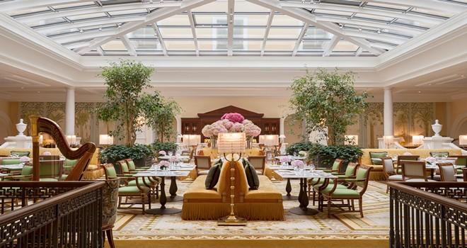 Приглашаем в отель Four Seasons Lion Palace Санкт-Петербург